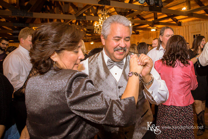 Hidden Springs Wedding by Dallas Wedding Photographers - K & S P